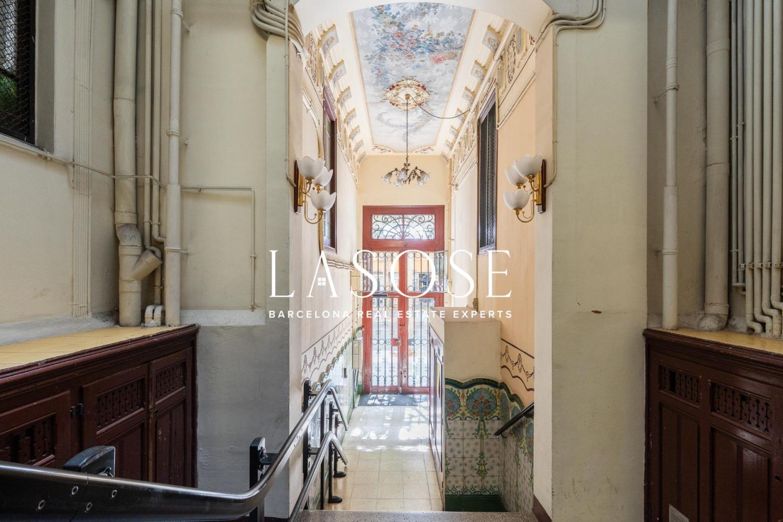 Flat for Sale in Barcelona