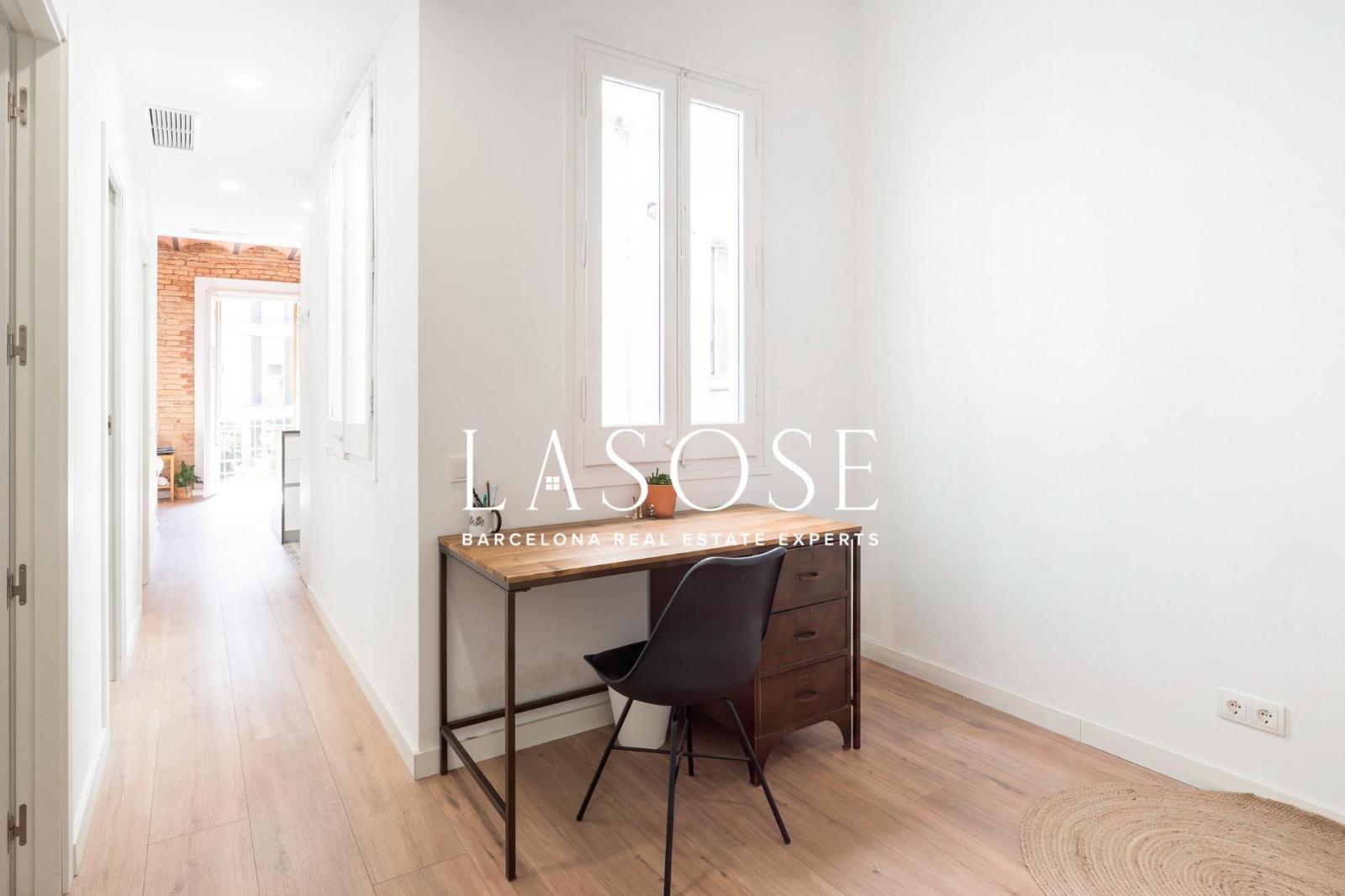 Flat for Sale in Barcelona