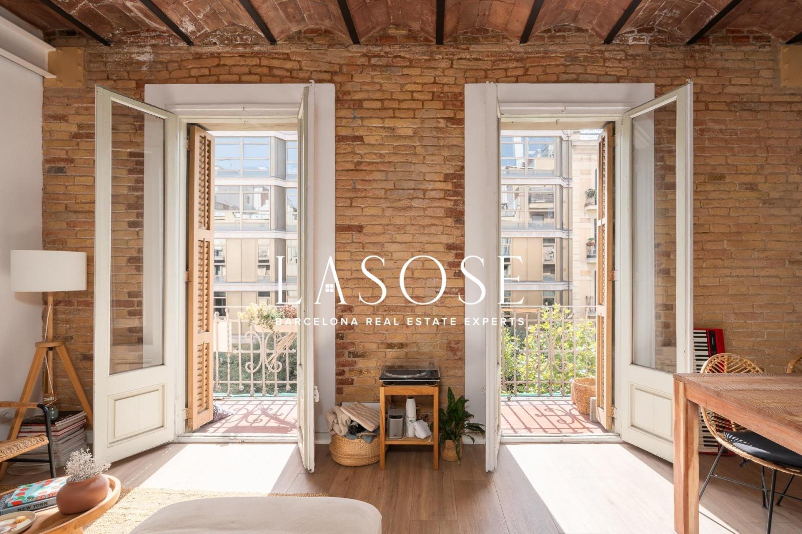 Flat for Sale in Barcelona