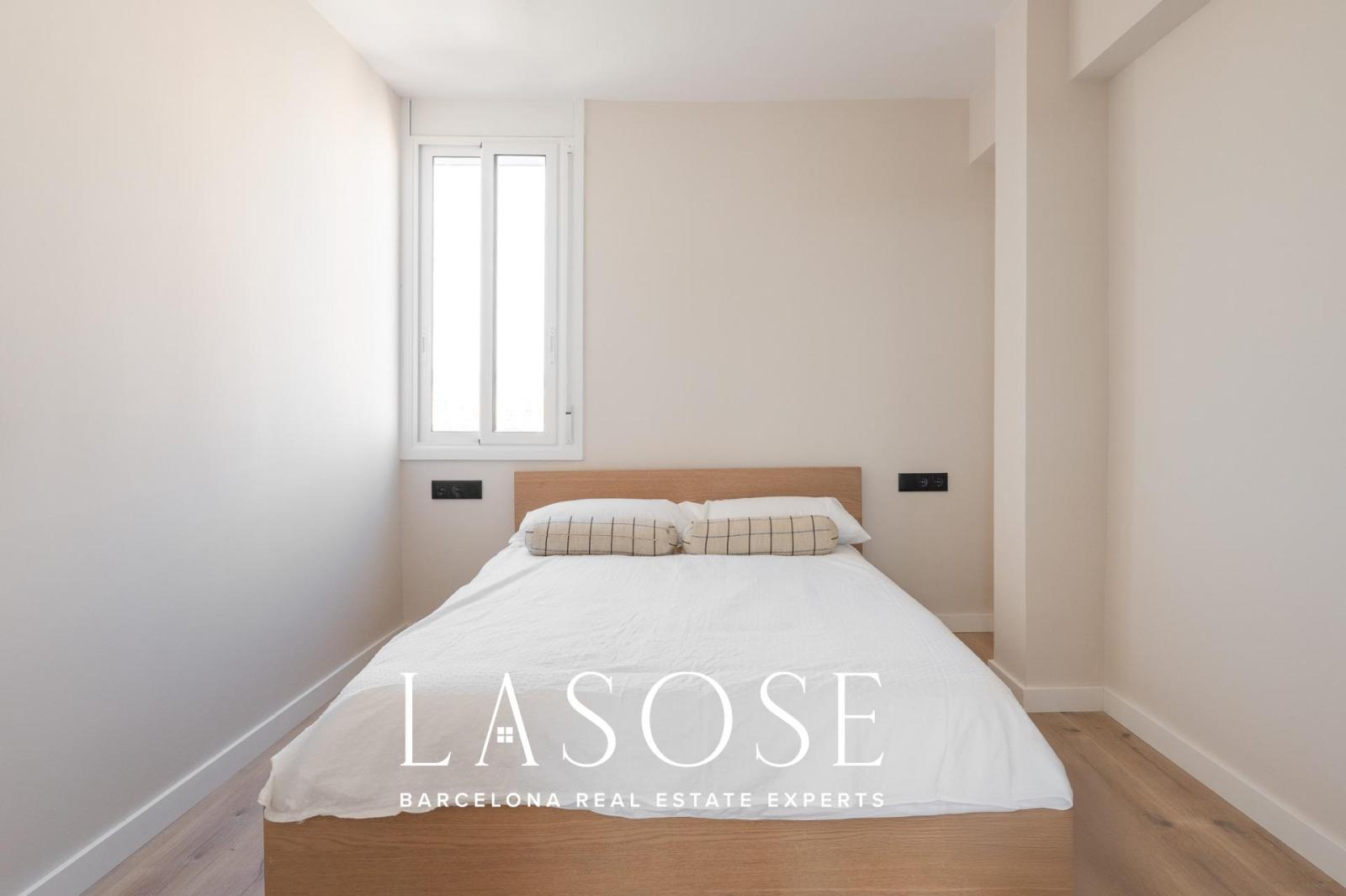 Flat for Sale in Barcelona