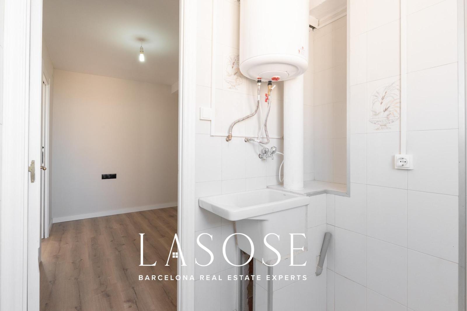 Flat for Sale in Barcelona