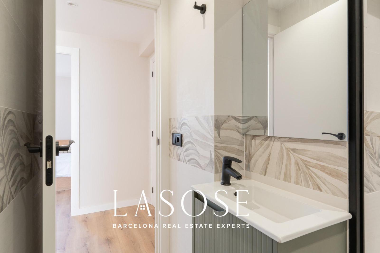Flat for Sale in Barcelona