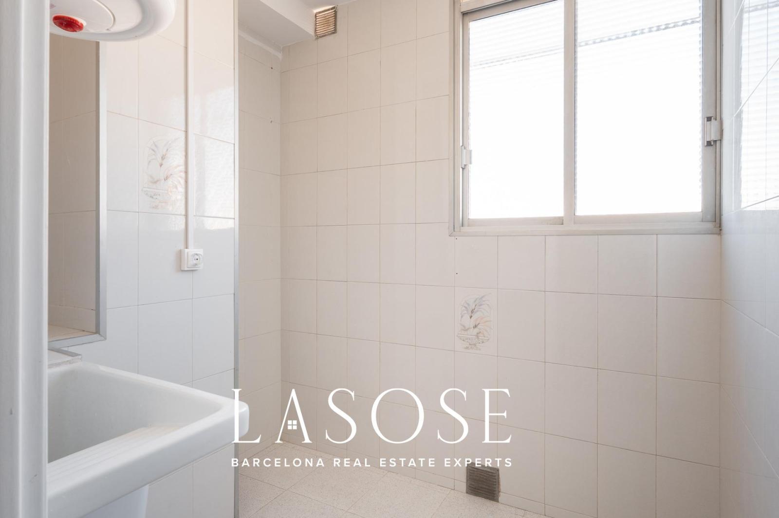 Flat for Sale in Barcelona