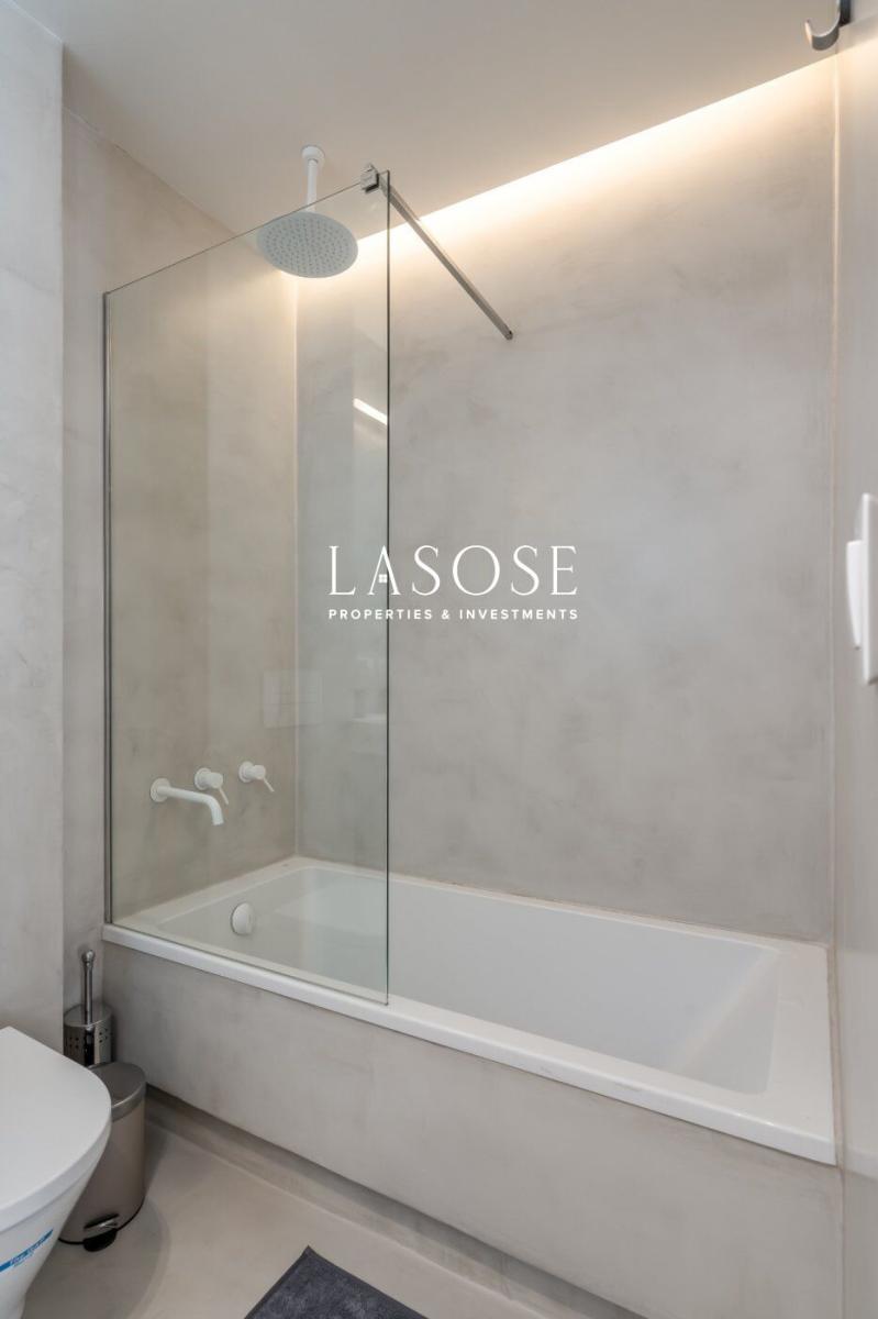 Flat for Sale in Barcelona