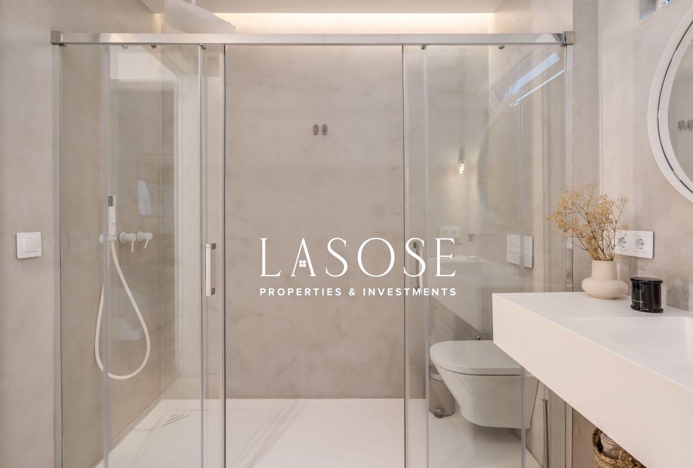 Flat for Sale in Barcelona