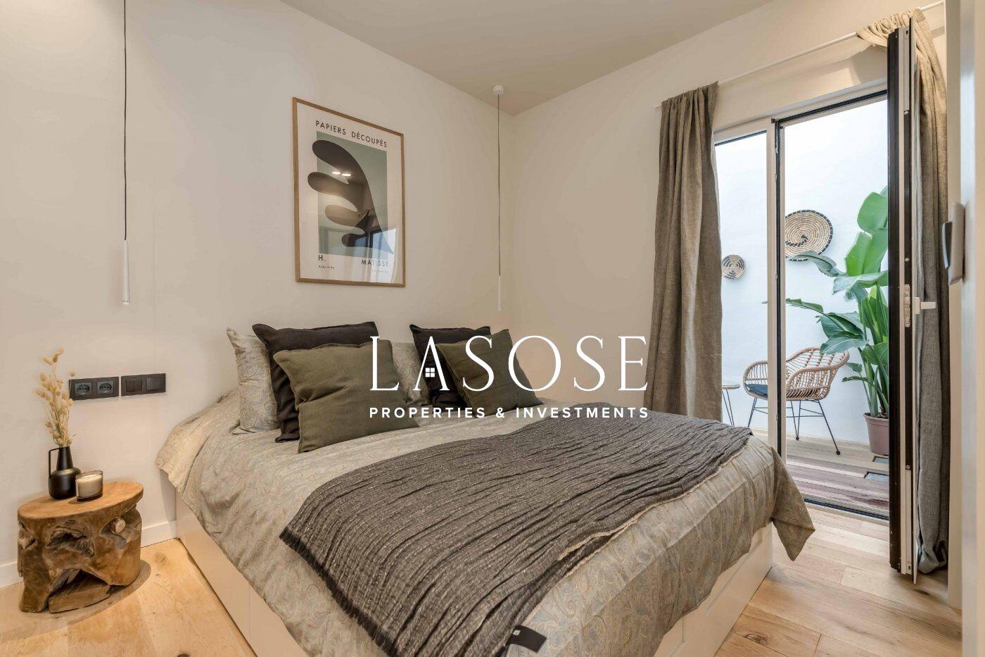 Flat for Sale in Barcelona