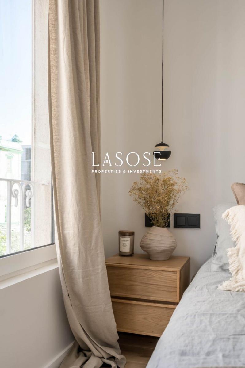 Flat for Sale in Barcelona