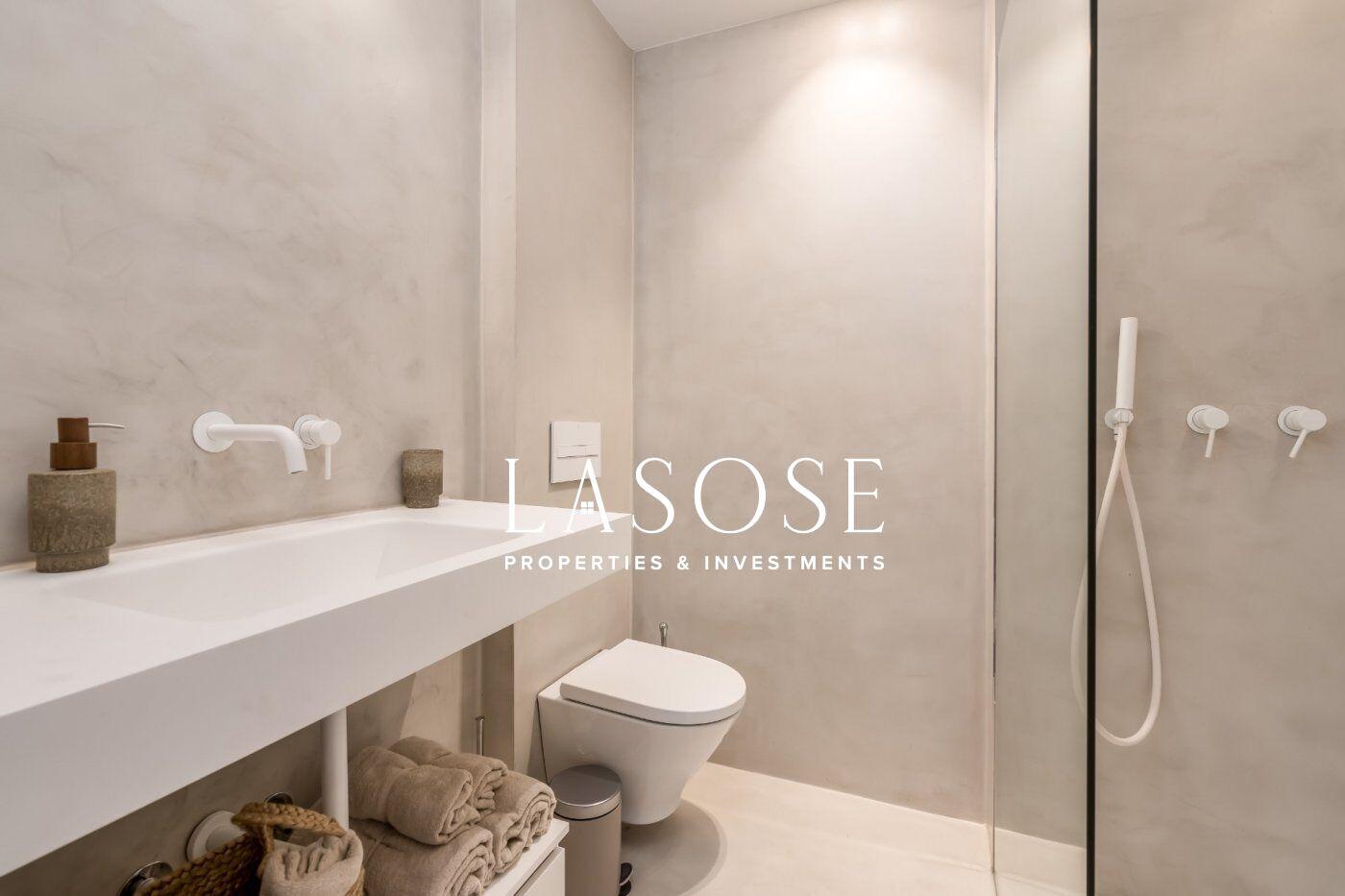Flat for Sale in Barcelona