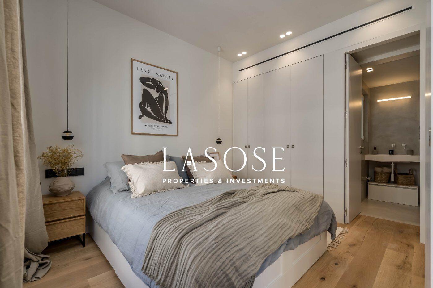 Flat for Sale in Barcelona