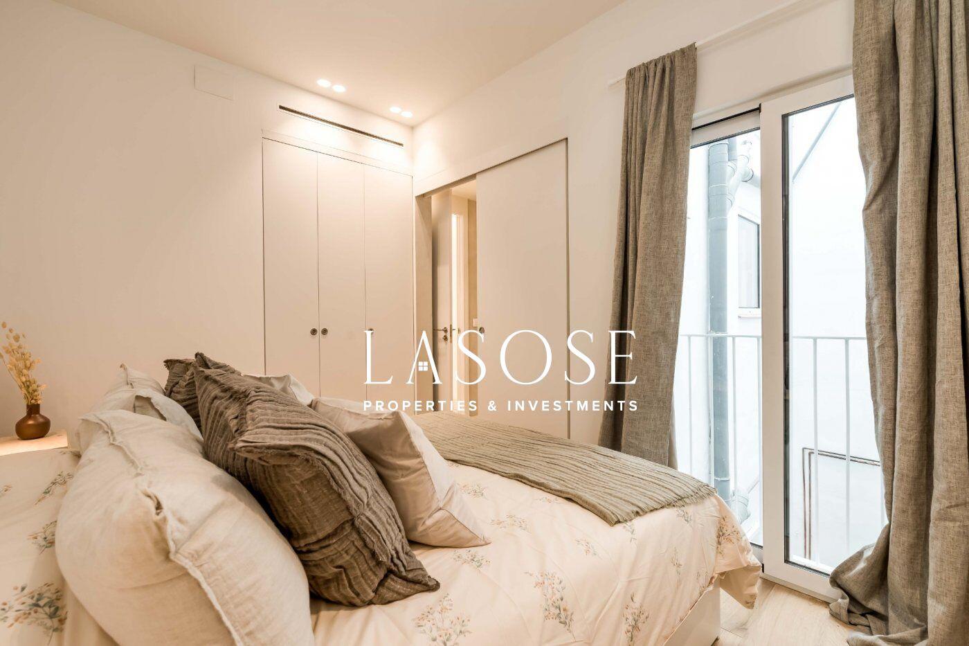 Flat for Sale in Barcelona