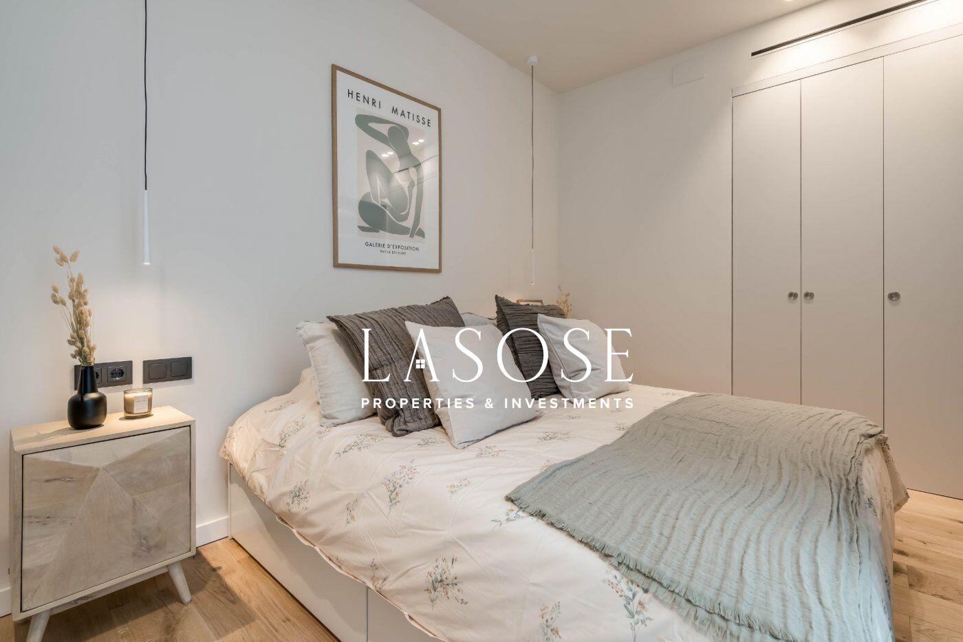 Flat for Sale in Barcelona