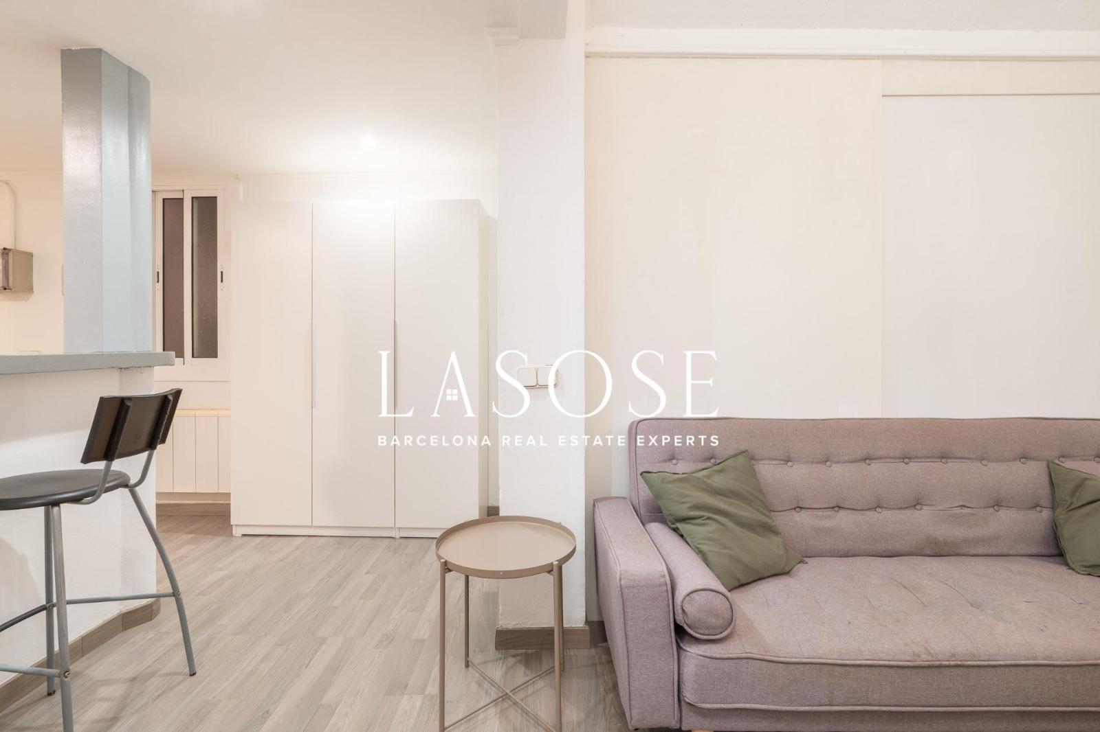 Flat for Sale in Barcelona