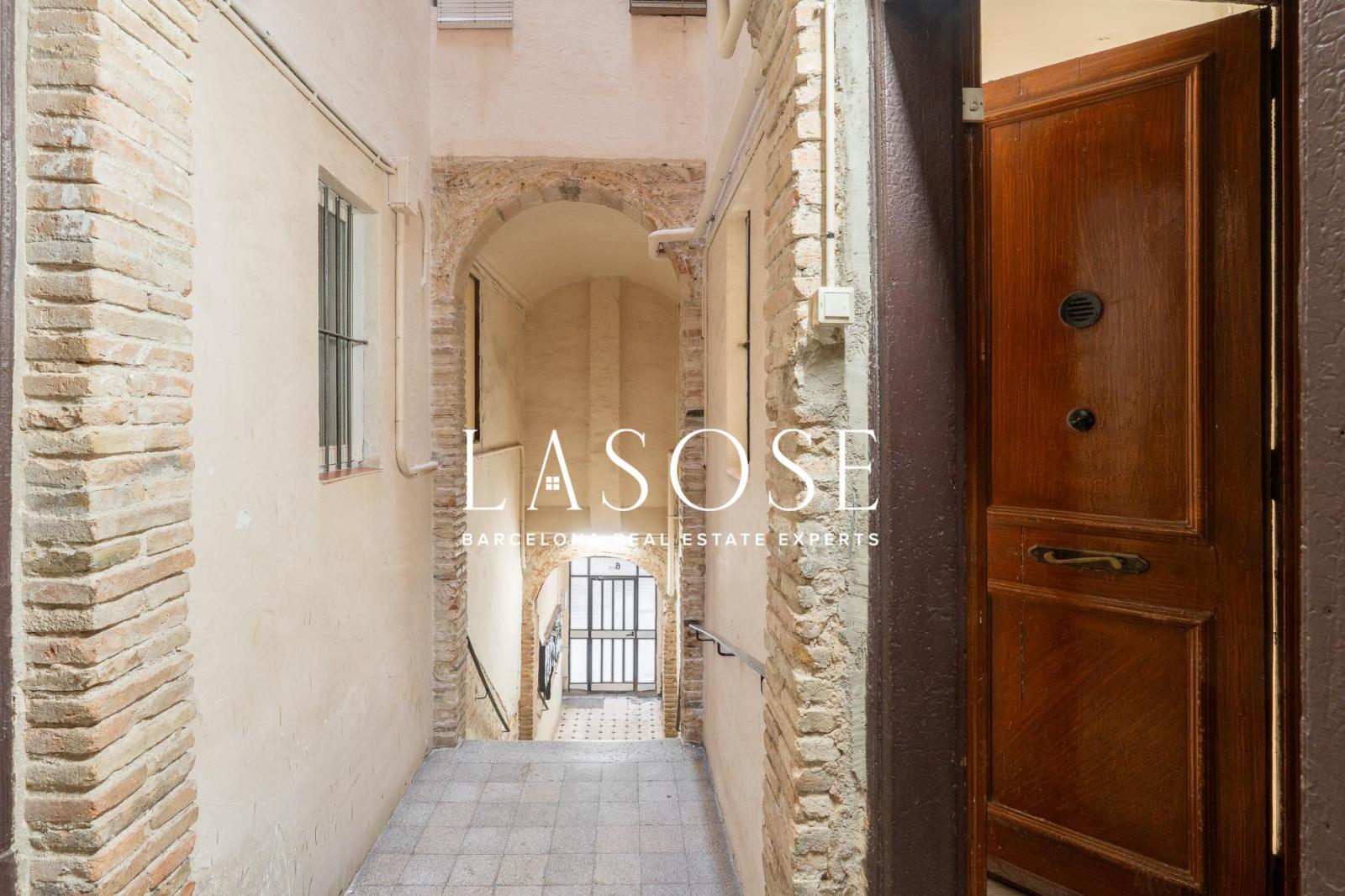 Flat for Sale in Barcelona