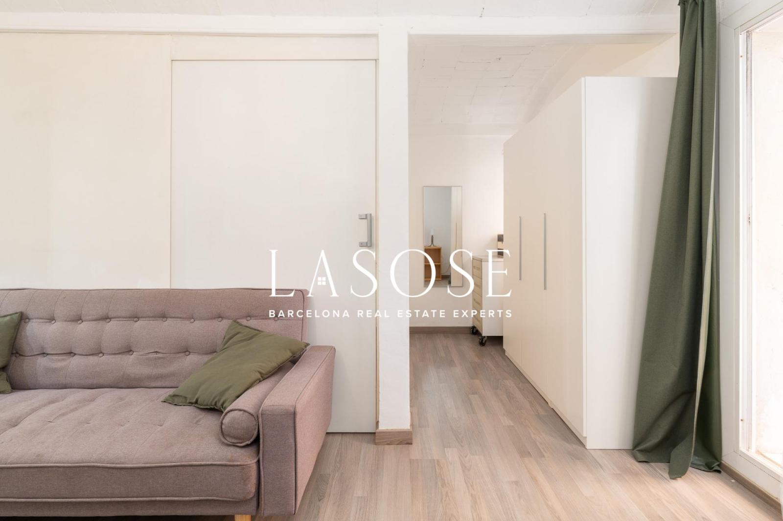 Flat for Sale in Barcelona