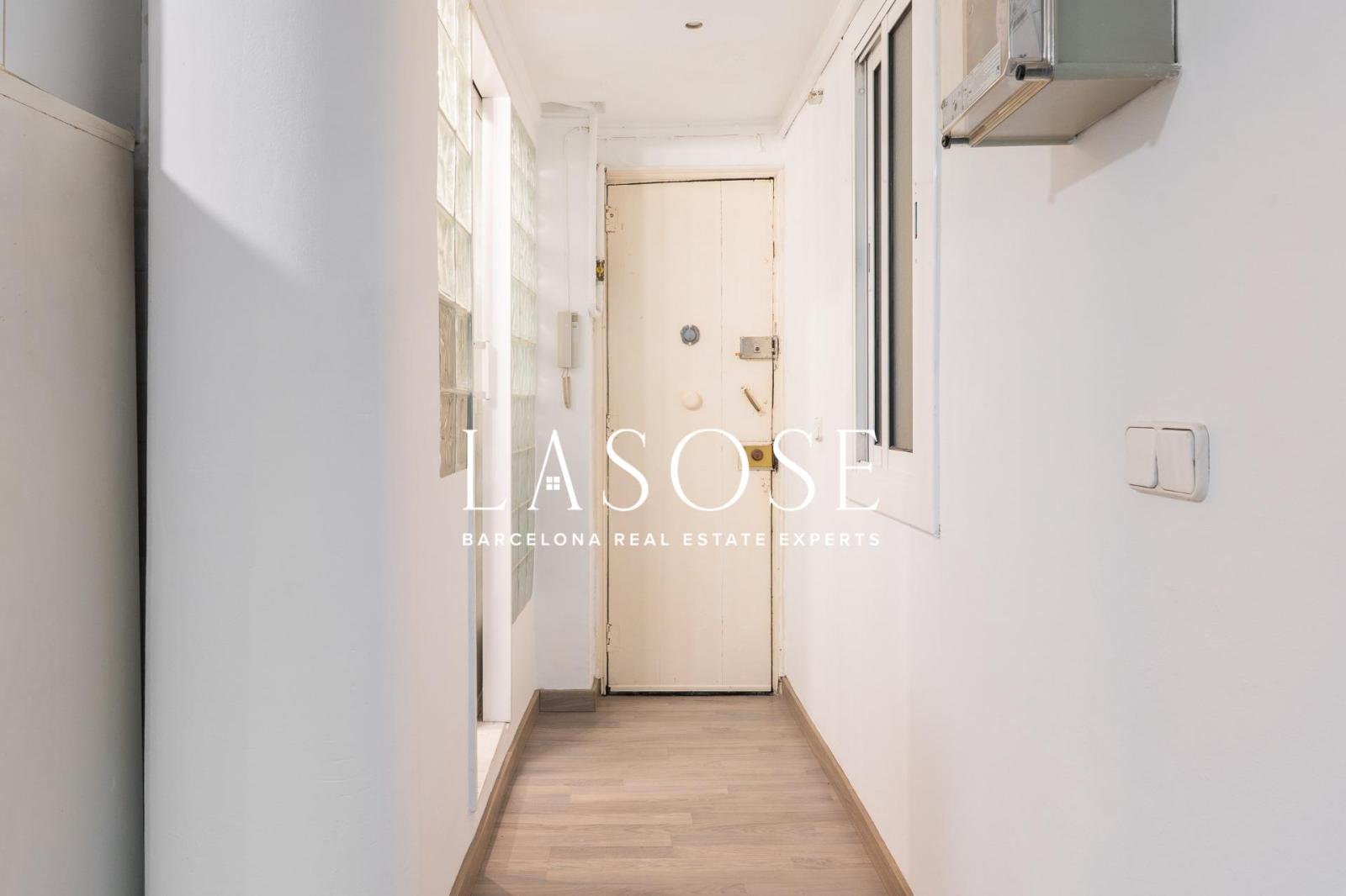 Flat for Sale in Barcelona