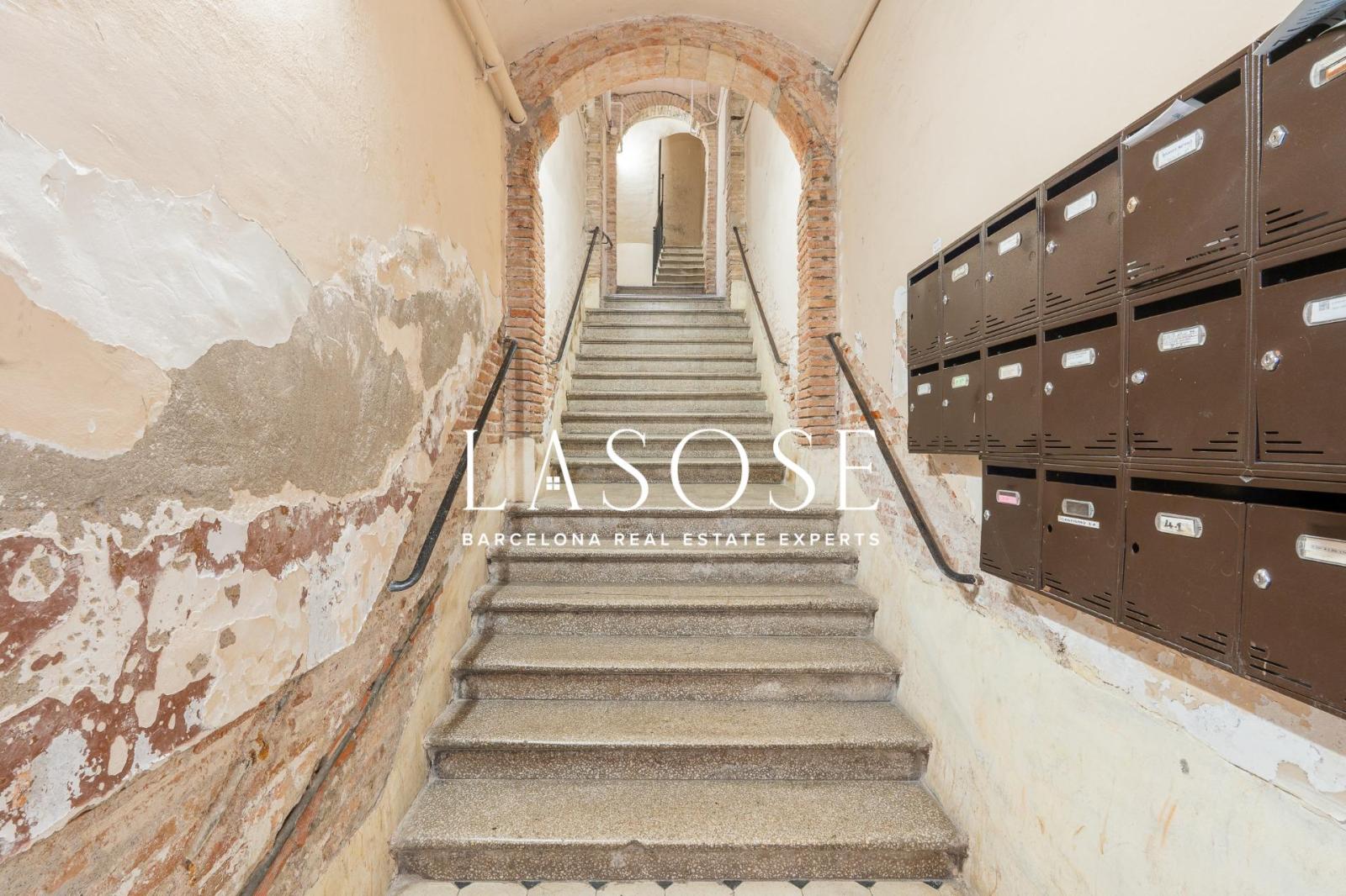 Flat for Sale in Barcelona