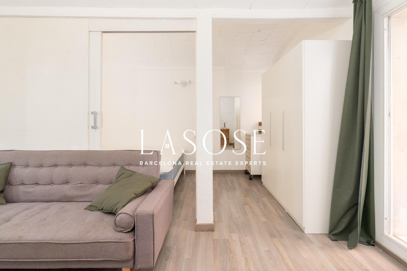 Flat for Sale in Barcelona