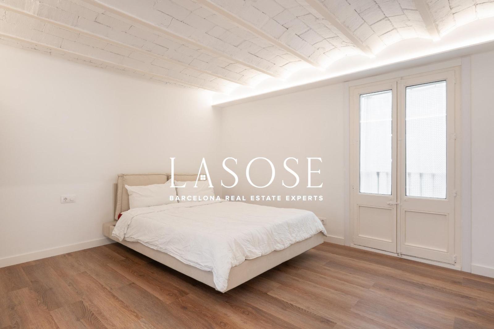 Flat for Sale in Barcelona