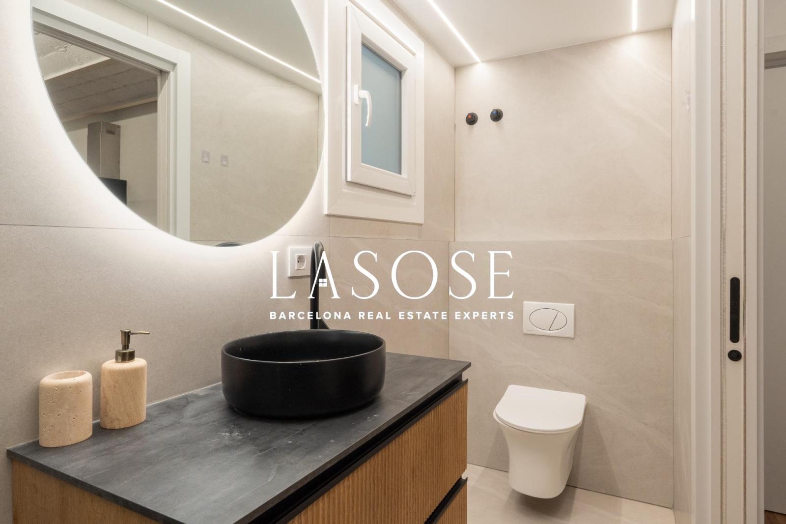Flat for Sale in Barcelona