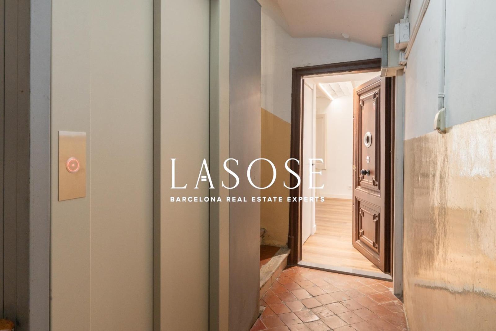 Flat for Sale in Barcelona