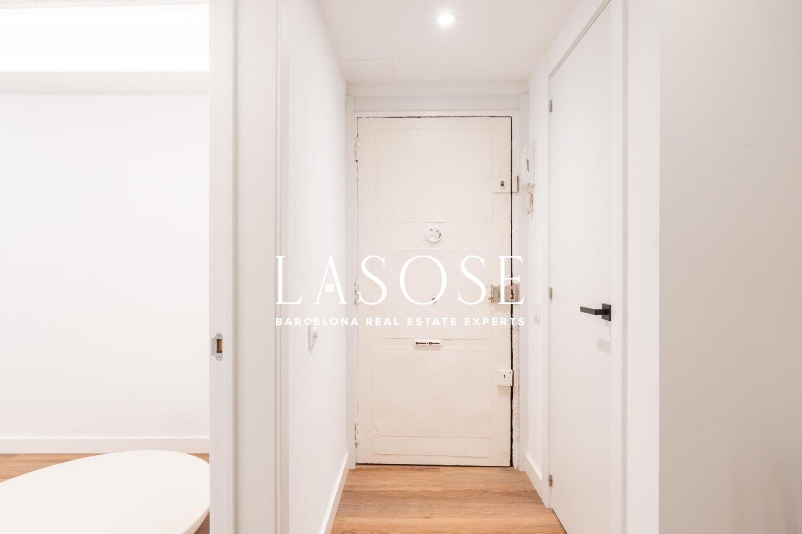 Flat for Sale in Barcelona