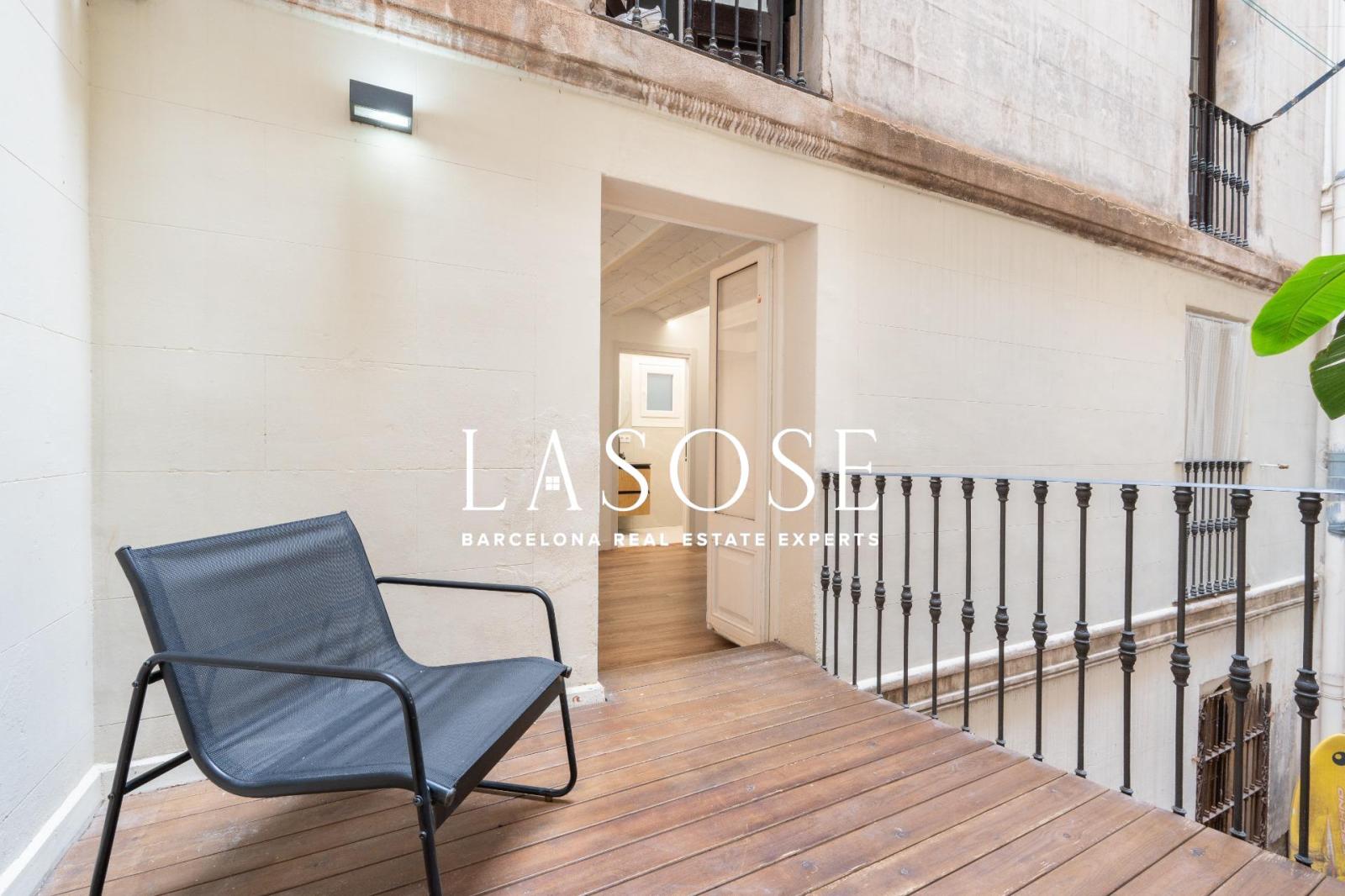 Flat for Sale in Barcelona