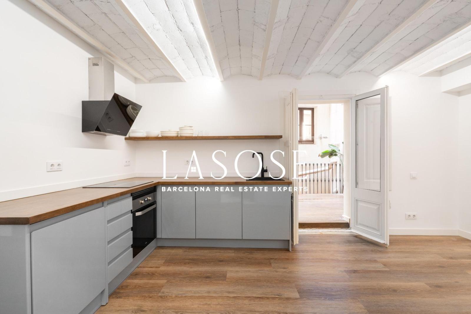 Flat for Sale in Barcelona