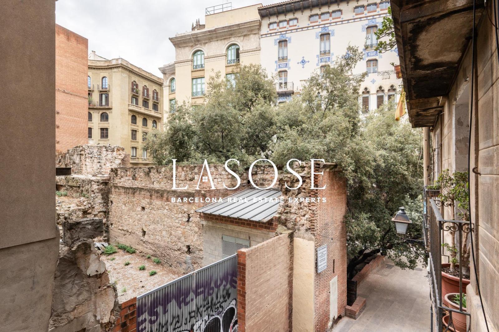 Flat for Sale in Barcelona