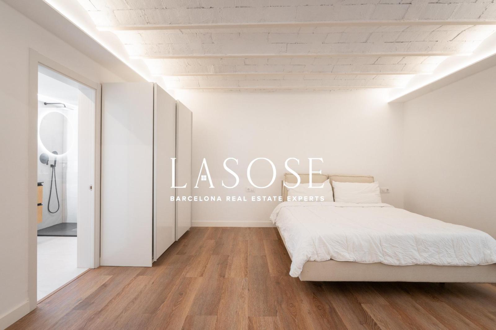Flat for Sale in Barcelona
