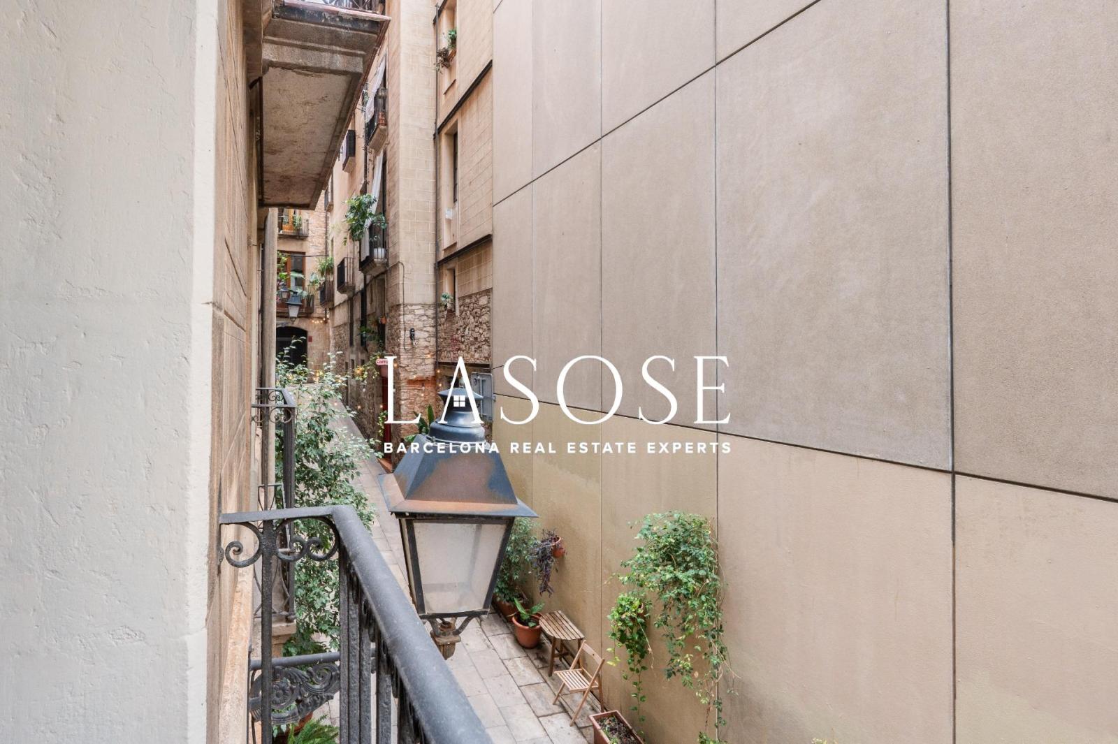 Flat for Sale in Barcelona