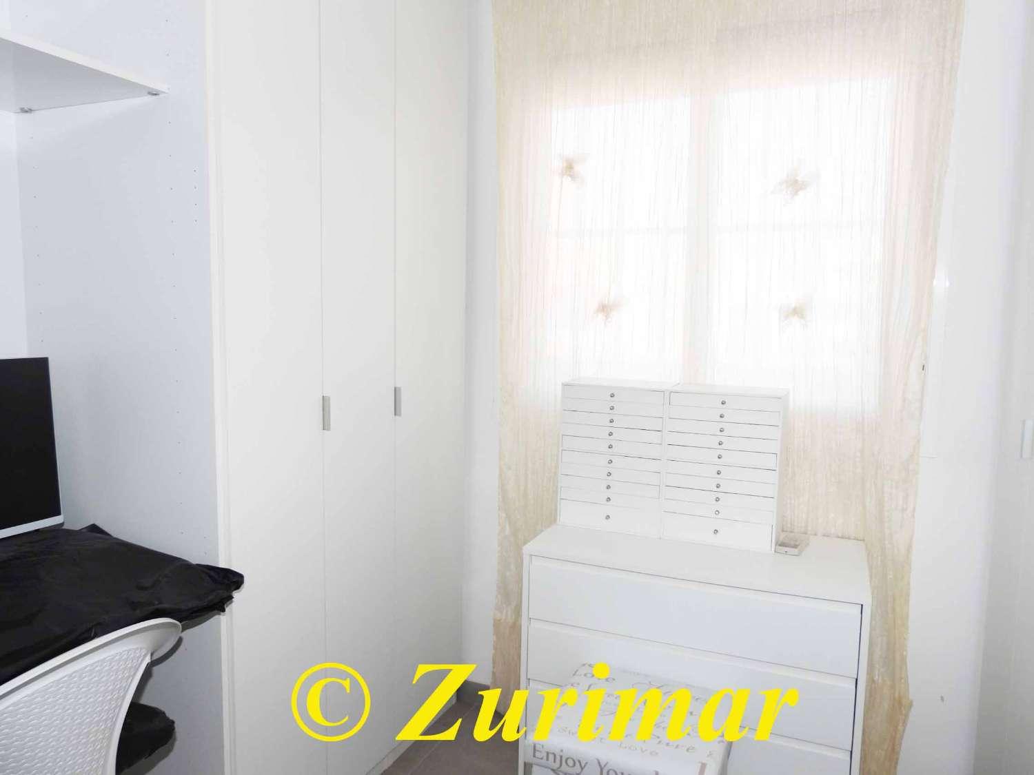Penthouse for Sale in Roquetas de Mar