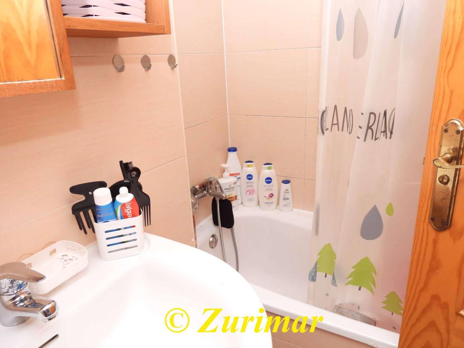 Flat for Sale in Roquetas de Mar