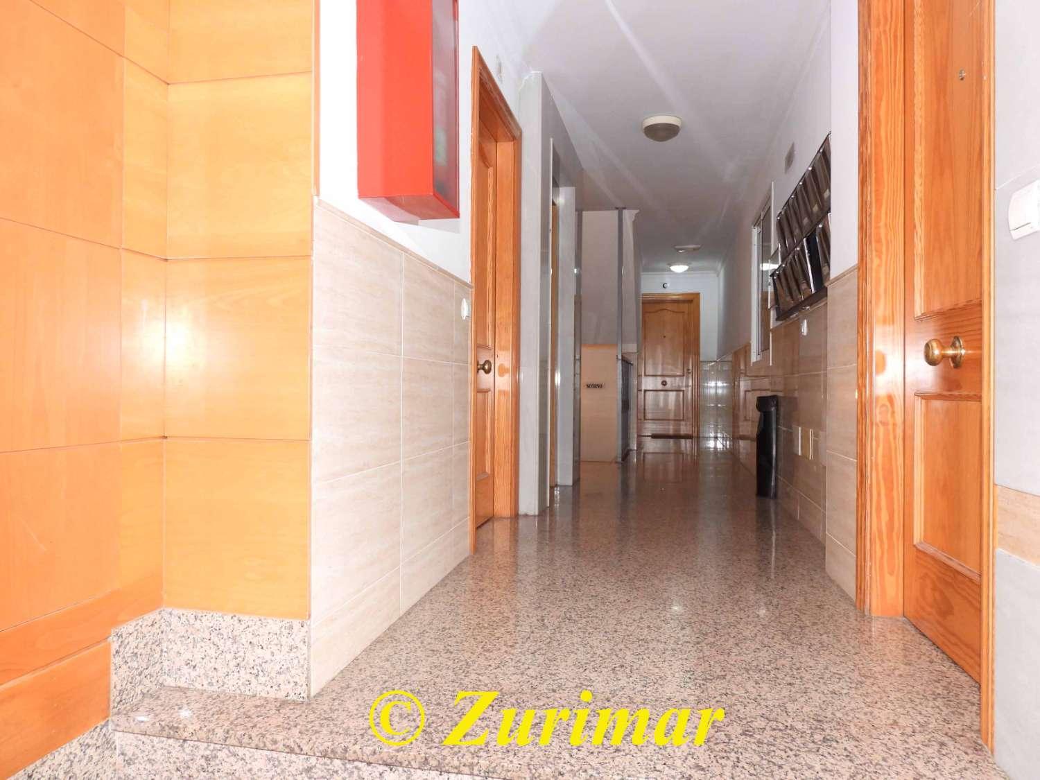 Flat for Sale in Roquetas de Mar