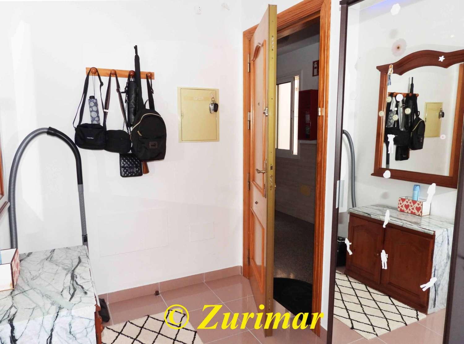Flat for Sale in Roquetas de Mar