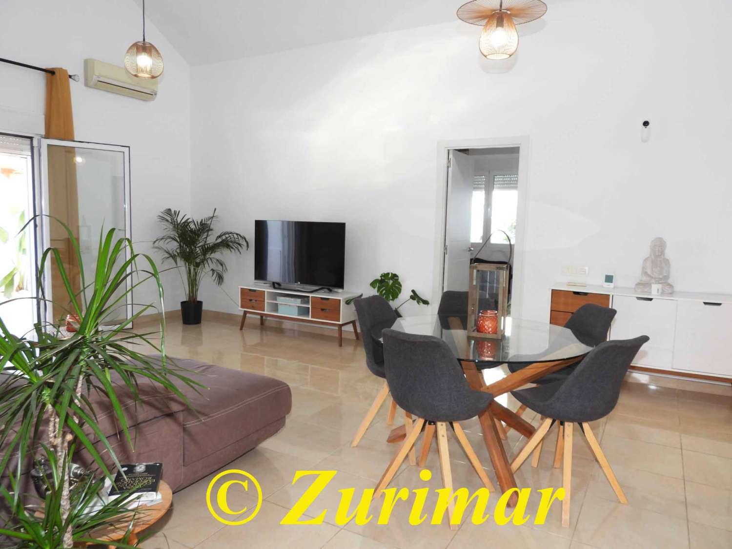 Chalet en Venta en Roquetas de Mar