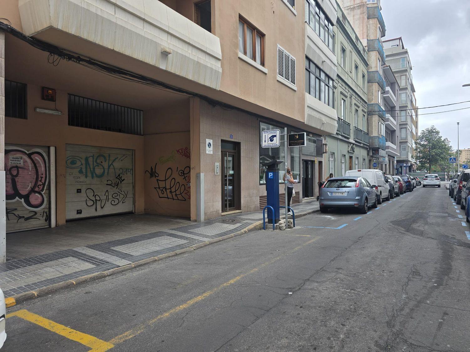 Garage for Sale in Las Palmas de Gran Canaria