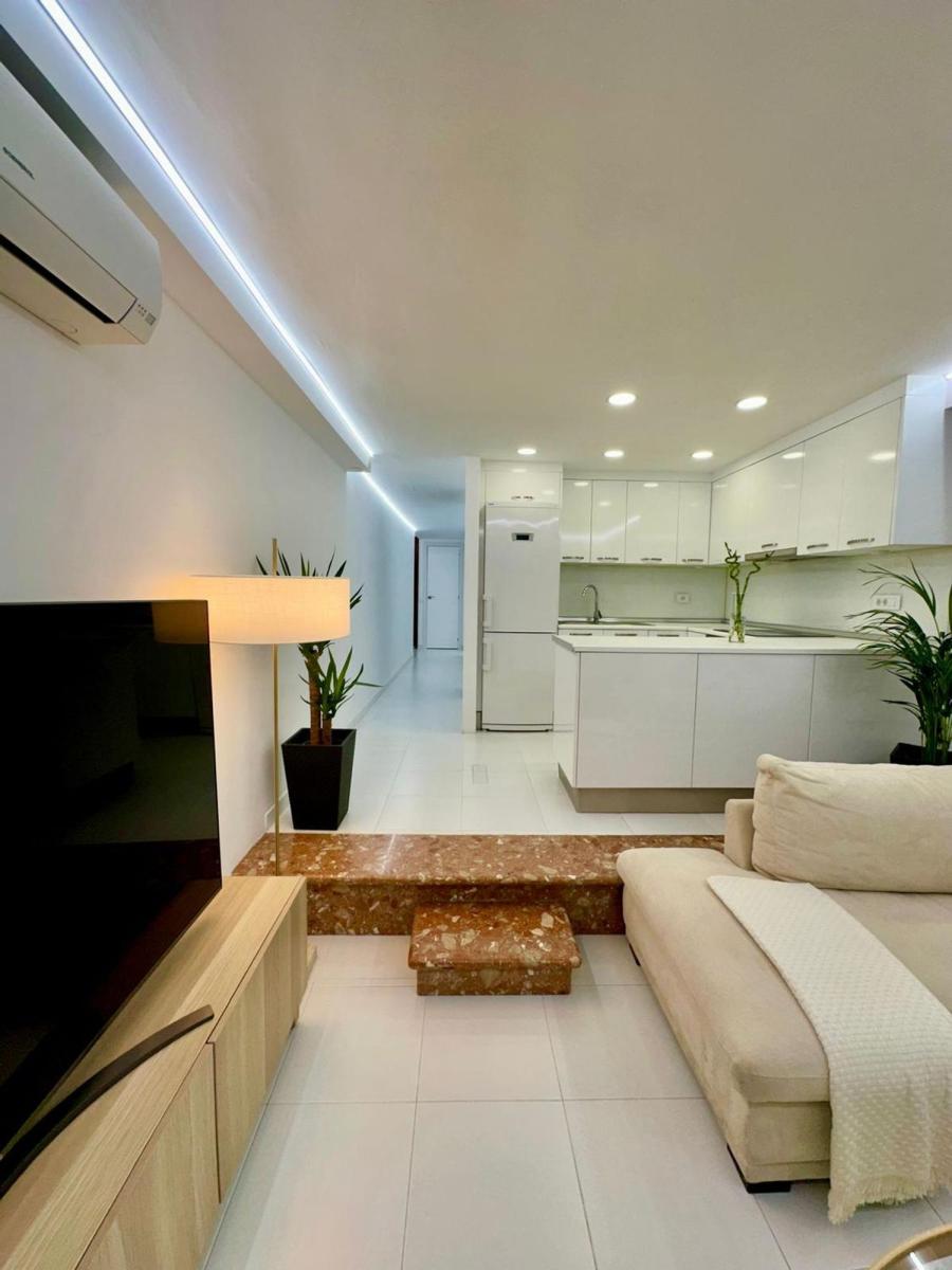 Flat for Sale in San Bartolomé de Tirajana
