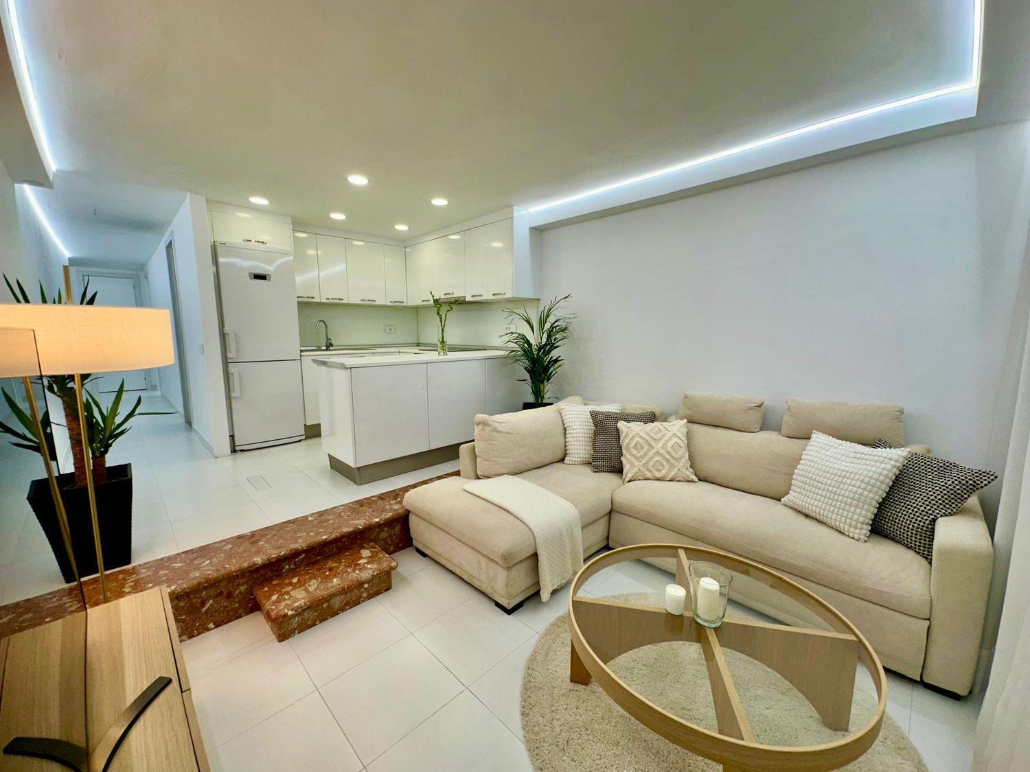 Flat for Sale in San Bartolomé de Tirajana