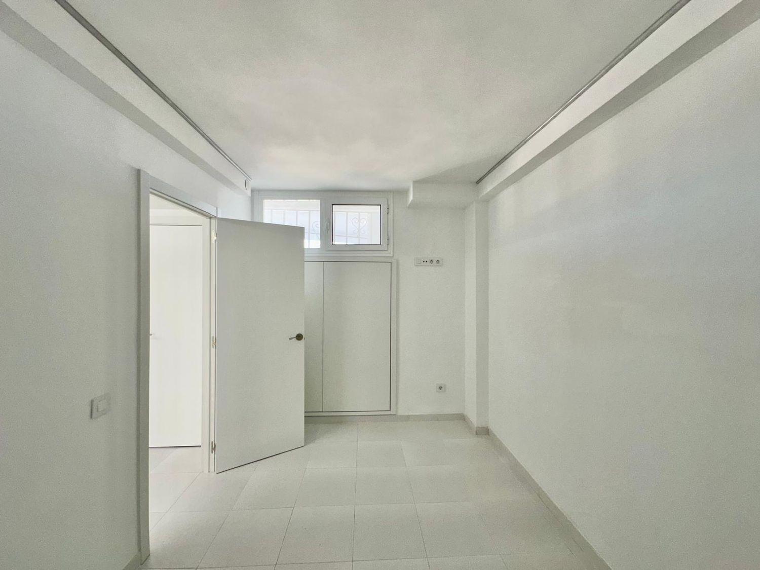 Flat for Sale in San Bartolomé de Tirajana