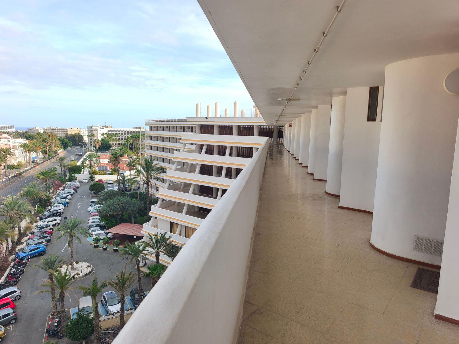 Flat for Sale in San Bartolomé de Tirajana