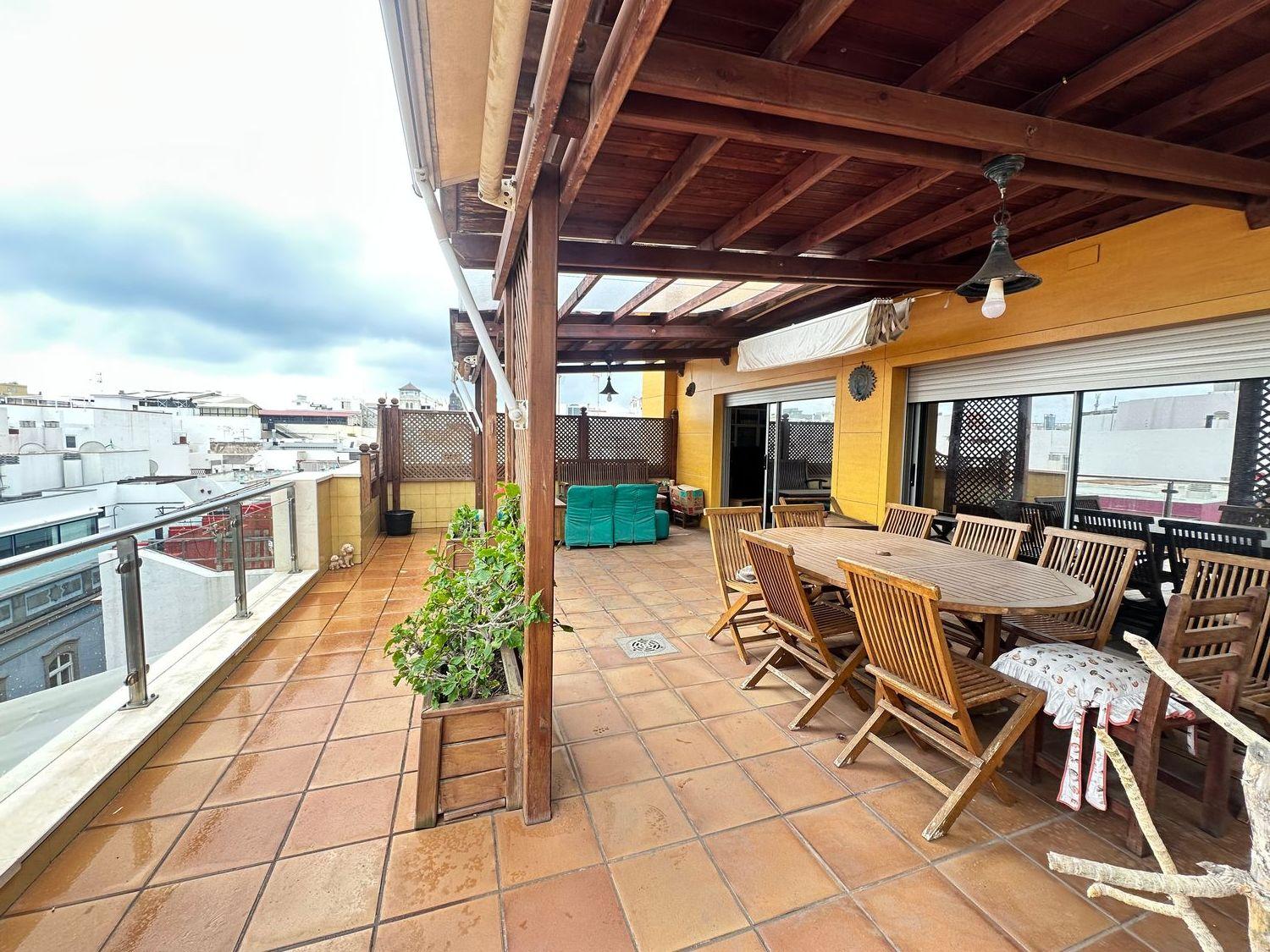 Penthouse for Sale in Las Palmas de Gran Canaria