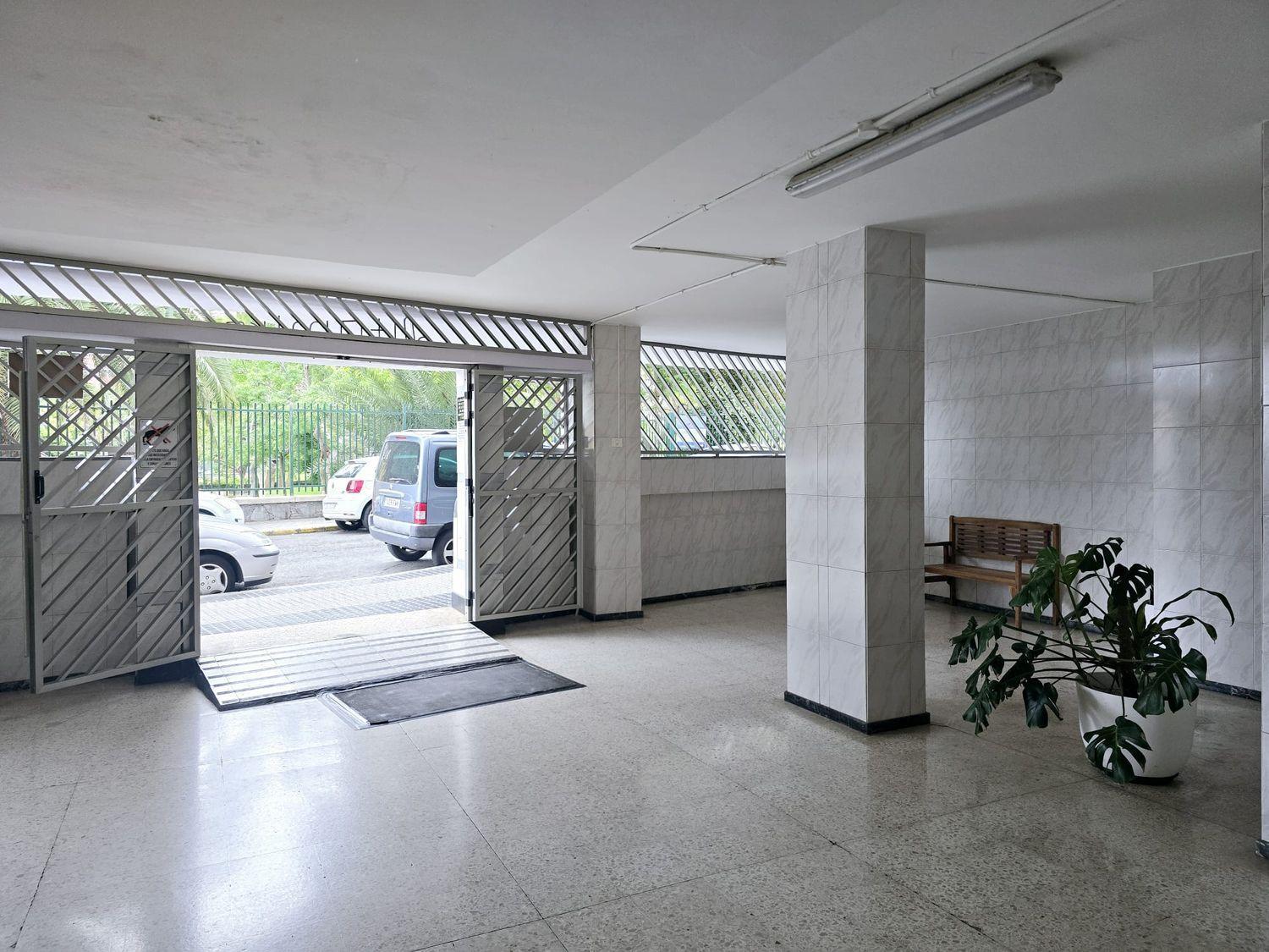 Flat for Sale in Las Palmas de Gran Canaria