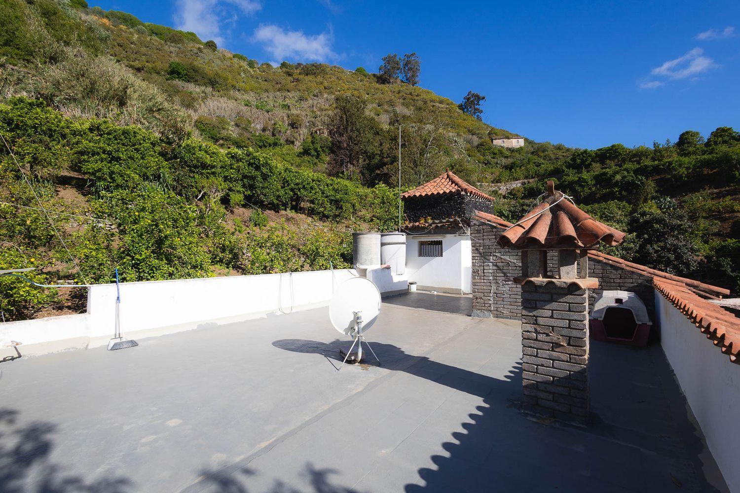 House for Sale in Firgas