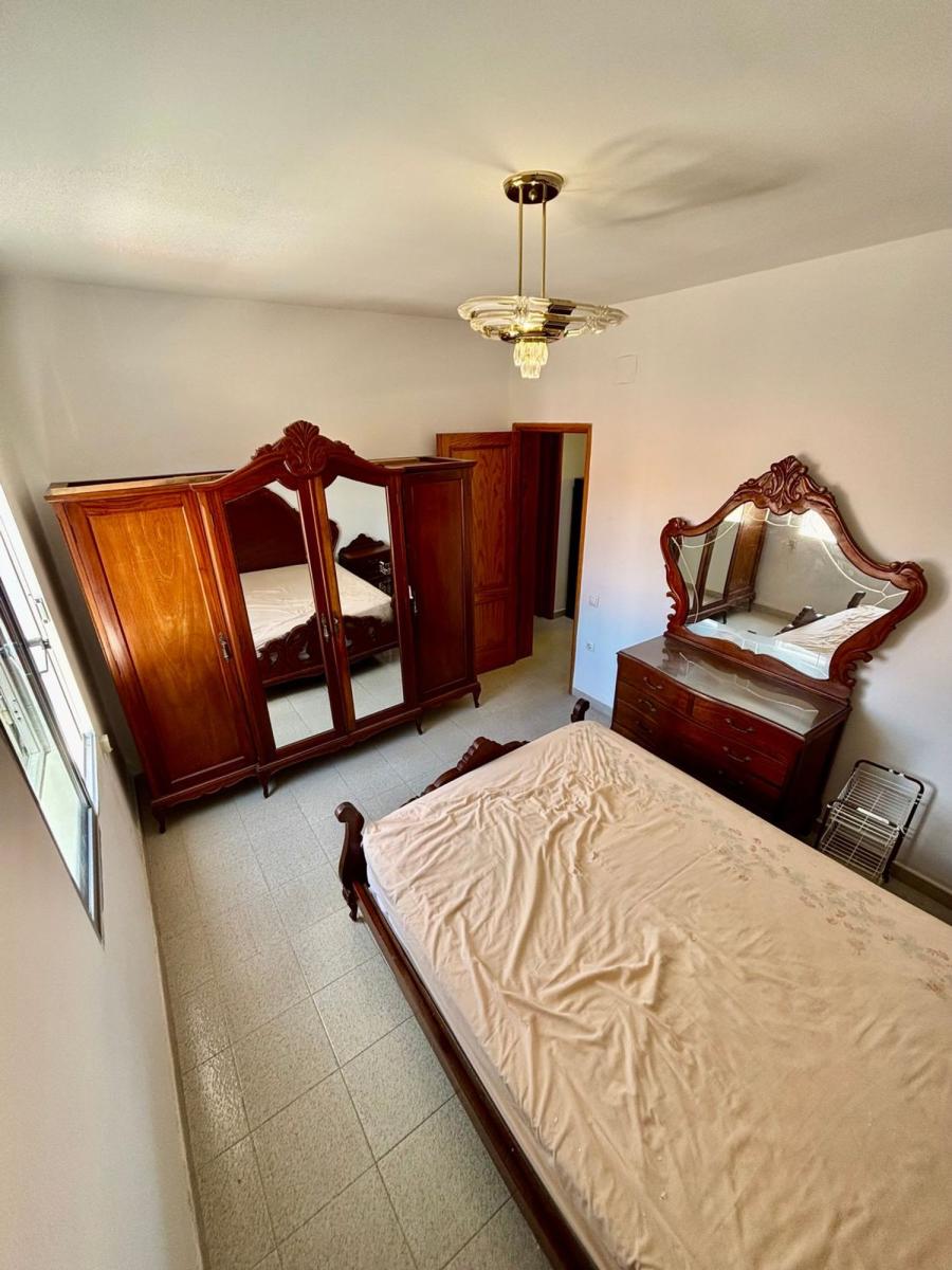Flat for Sale in Las Palmas de Gran Canaria