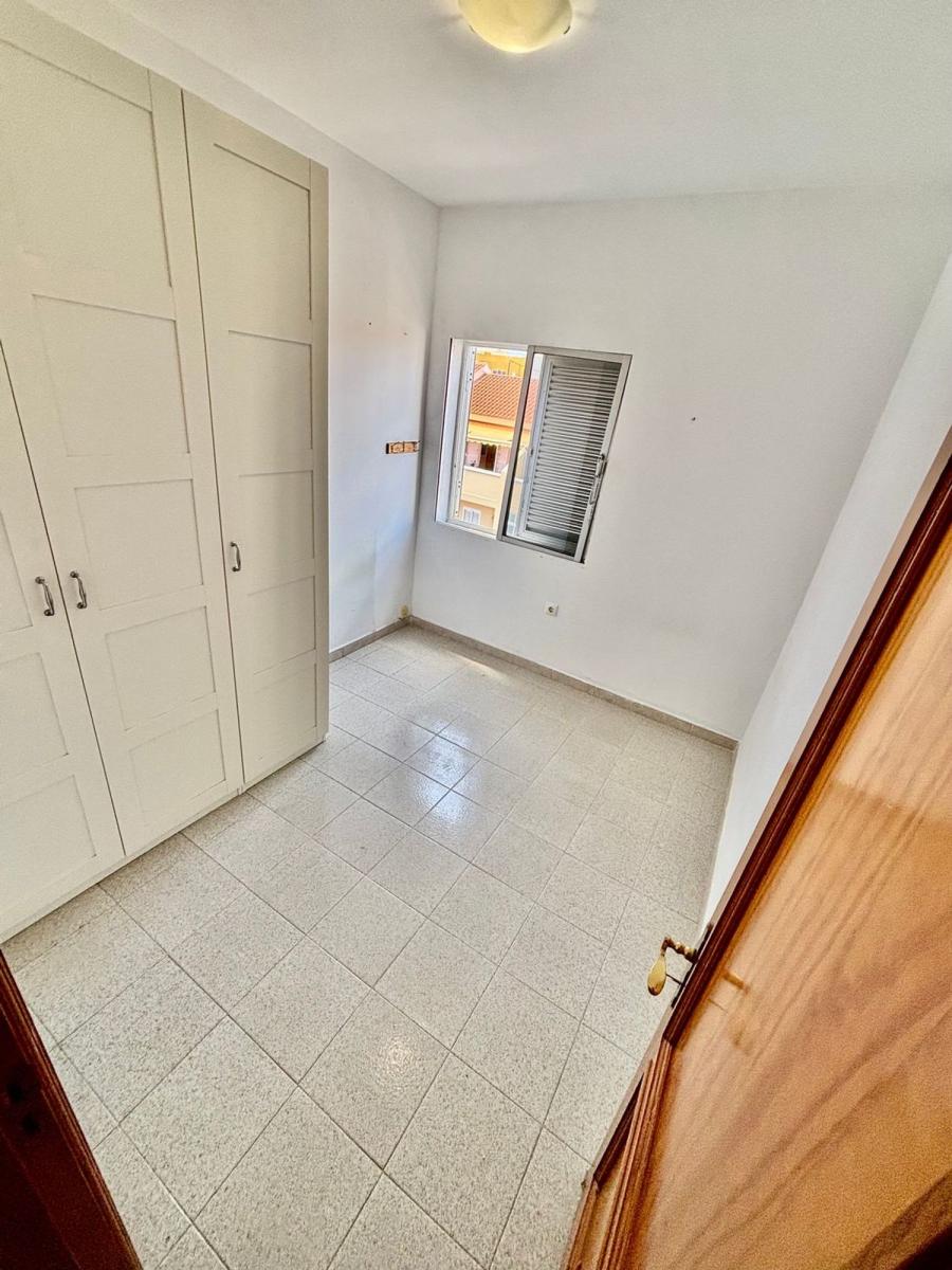 Flat for Sale in Las Palmas de Gran Canaria