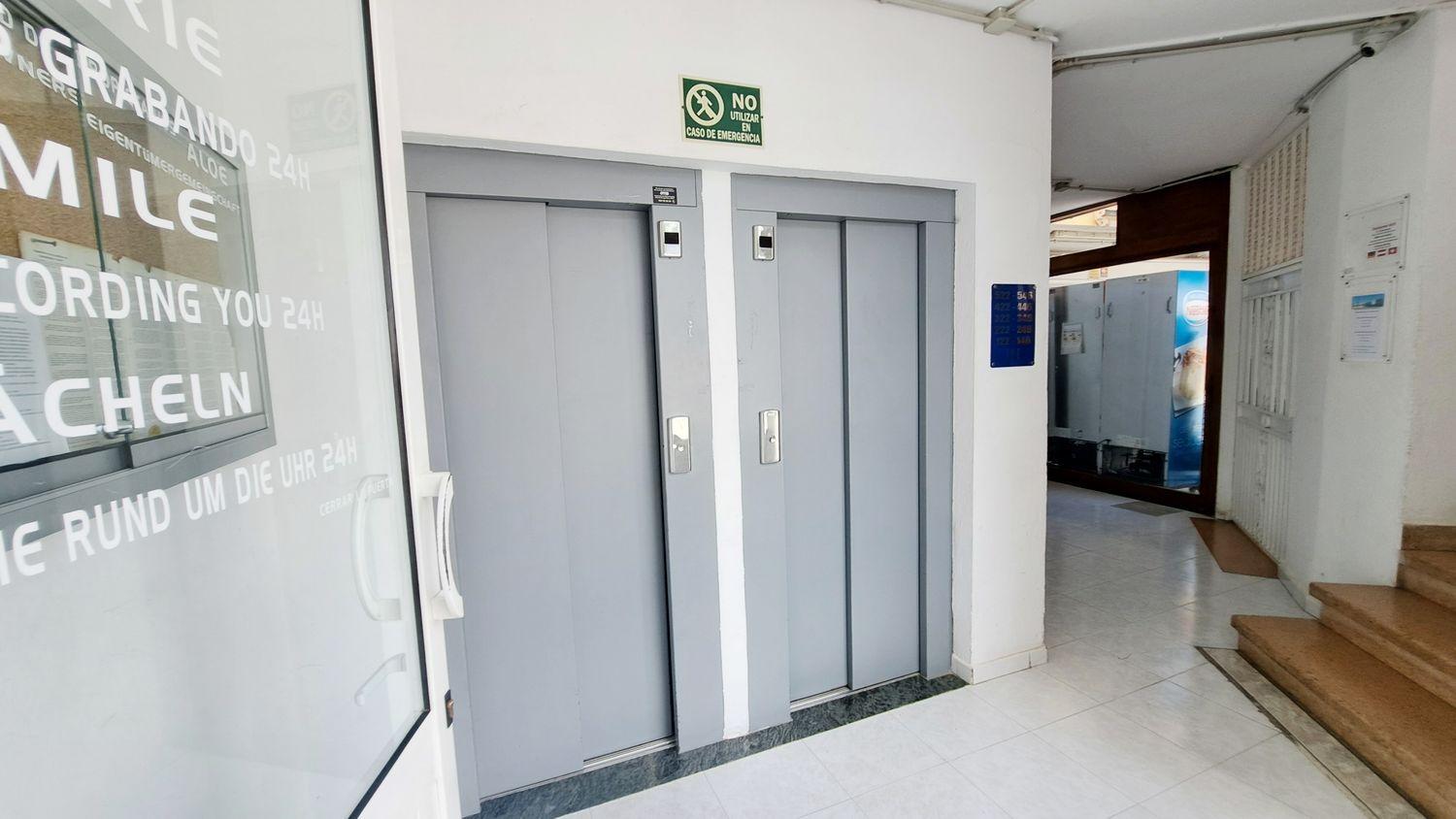 Flat for Sale in San Bartolomé de Tirajana