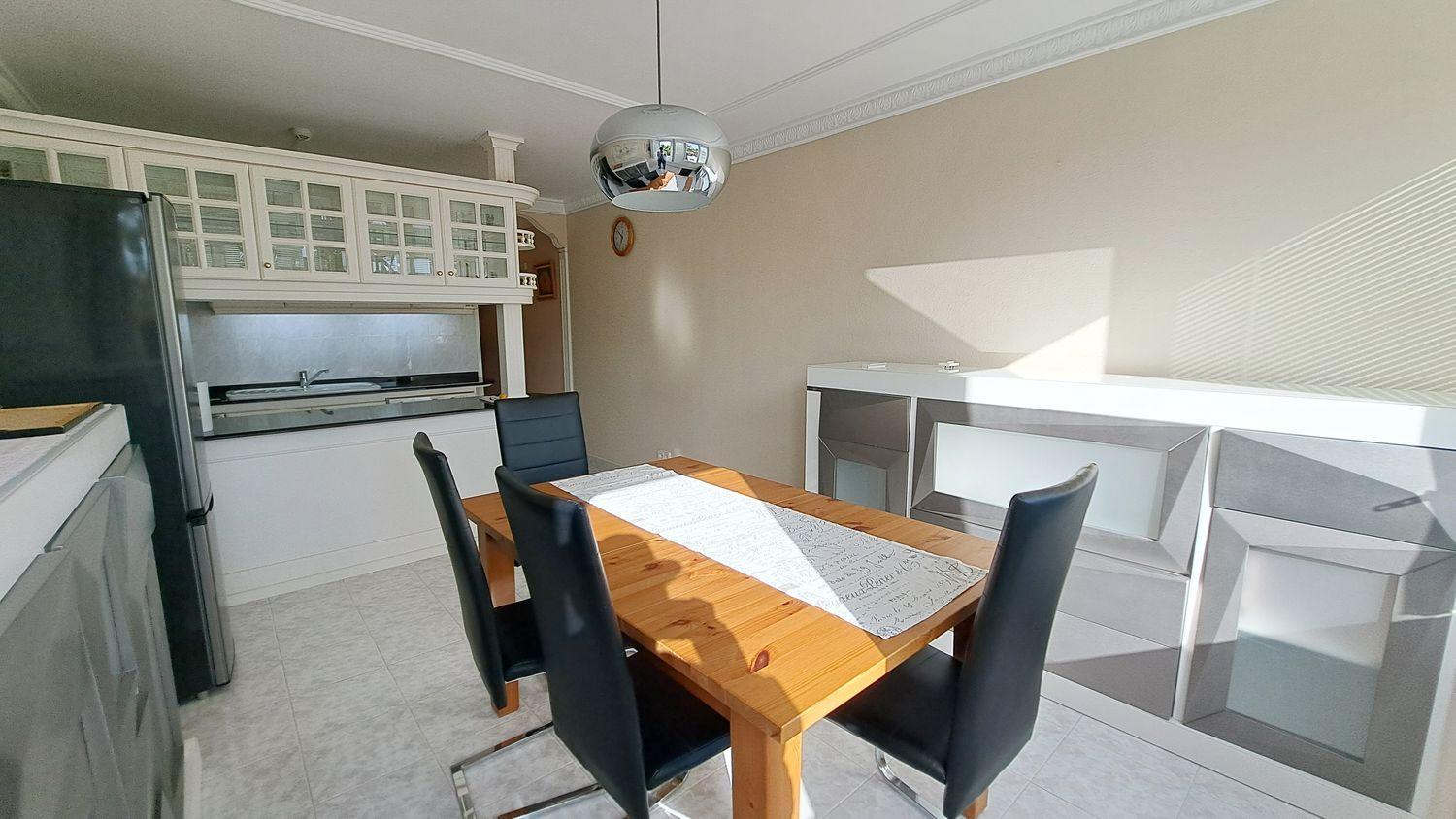 Flat for Sale in San Bartolomé de Tirajana