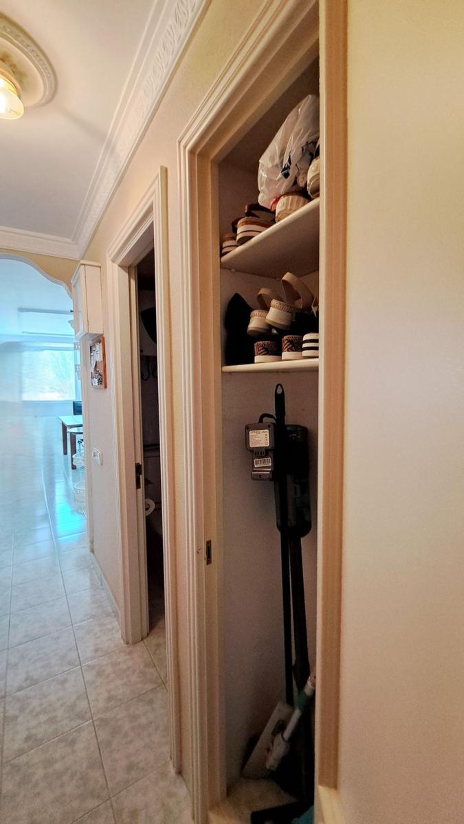 Flat for Sale in San Bartolomé de Tirajana