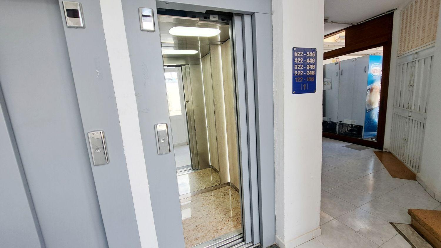 Flat for Sale in San Bartolomé de Tirajana