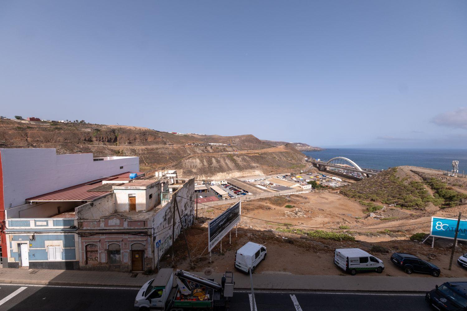 Flat for Sale in Las Palmas de Gran Canaria